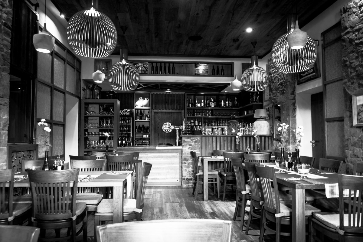 svetlo-restaurace